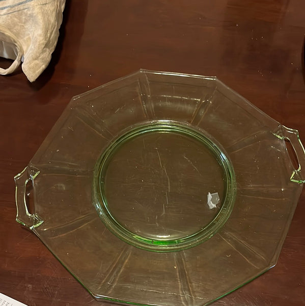 Uranium glass serving offers tray